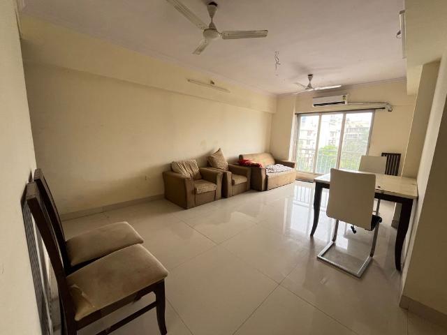 Rental | 3 BHK 950 Sq.Ft. Apartment in Naman Habitat