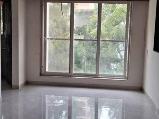 Rental | 3 BHK 950 Sq.Ft. Apartment in Sindhi Society