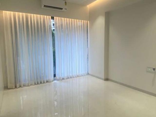 Rental | 3 BHK + 965 Sq.Ft. Apartment in Varuna Vasundhara Apartment