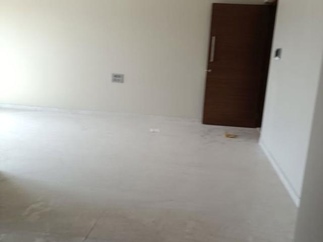 Rental | 3 BHK 975 Sq.Ft. Apartment in Kabra Diamante
