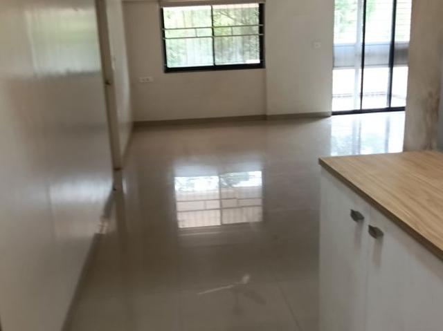 Rental | 3 BHK 975 Sq.Ft. Apartment in Raheja Vistas Phase 1