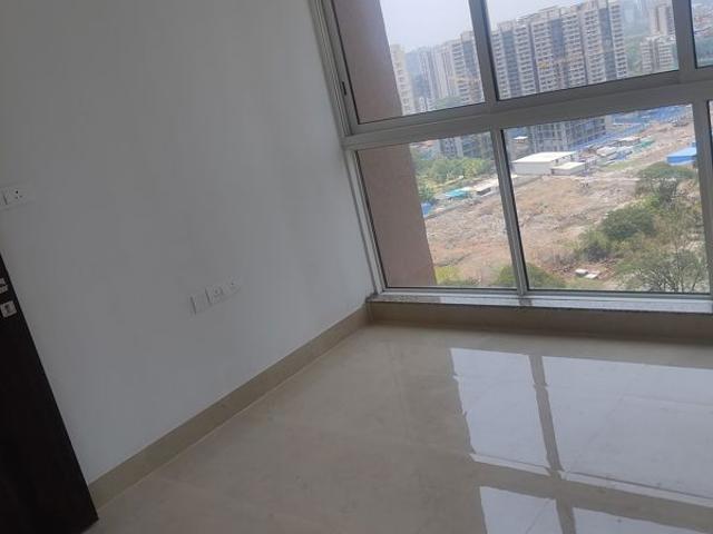 Rental | 3 BHK 980 Sq.Ft. Apartment in Runwal Forest Orchid