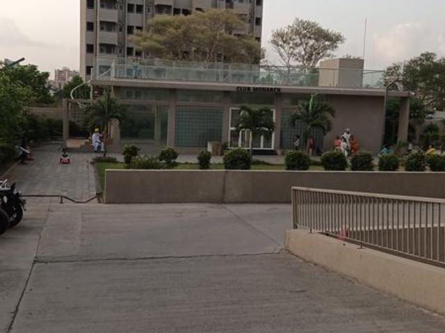 Rental | 3 BHK + Basement 1400 Sq.Ft. Apartment in Mantra Monarch