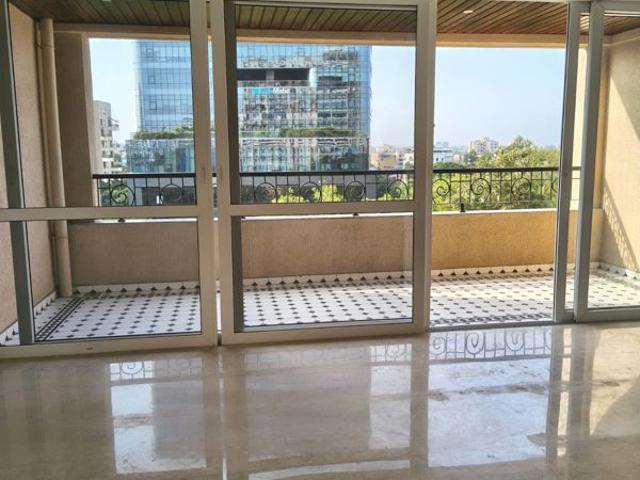 Rental | 3 BHK + Basement 1560 Sq.Ft. Apartment in Majestique Signature Towers
