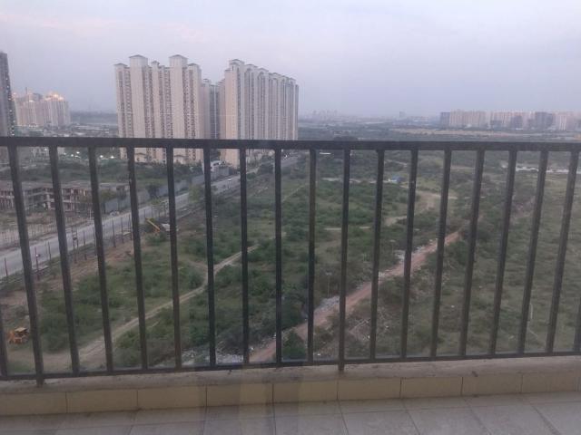 Rental | 3 BHK + Basement 1575 Sq.Ft. Apartment in Tata Eureka Park