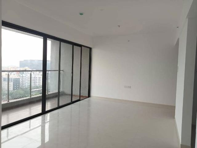Rental | 3 BHK + Basement 1500 Sq.Ft. Apartment in Majestique Signature Tower Phase 2