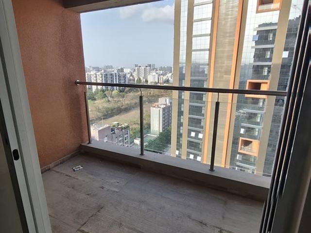 Rental | 3 BHK + Basement 1500 Sq.Ft. Apartment in Majestique Signature Towers