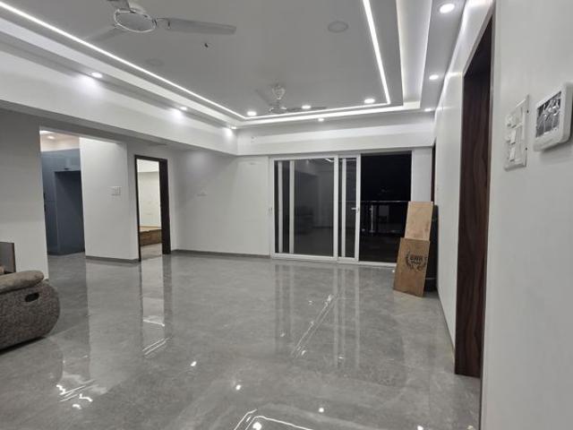 Rental | 3 BHK + Basement 1525 Sq.Ft. Apartment in Viraj Sequoia