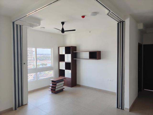 Rental | 3 BHK + Basement 1640 Sq.Ft. Apartment in Karle Vario Homes