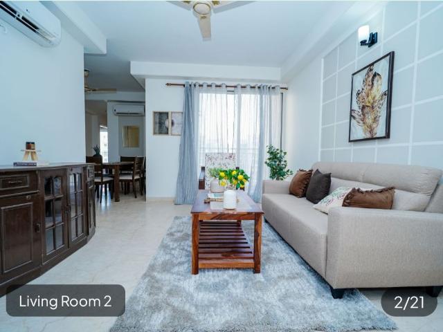 Rental | 3 BHK + Basement 1650 Sq.Ft. Apartment in DLF Gardencity Enclave