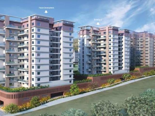Rental | 3 BHK + Basement 1650 Sq.Ft. Apartment in Kumar Peninsula
