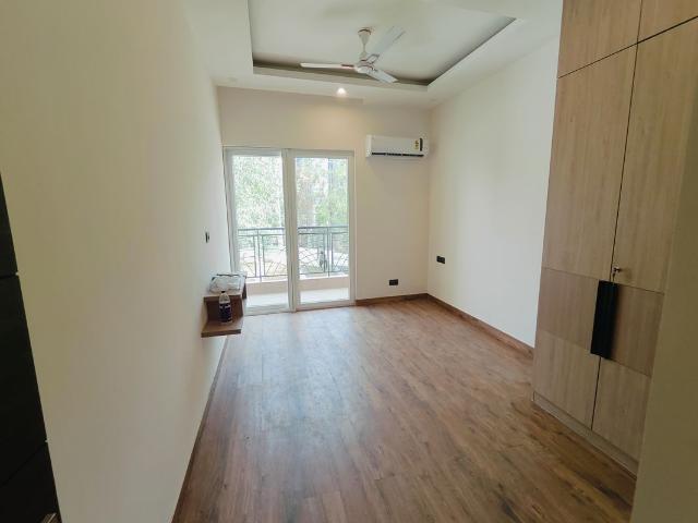 Rental | 3 BHK + Basement 1690 Sq.Ft. Apartment in Raj One Good Earth