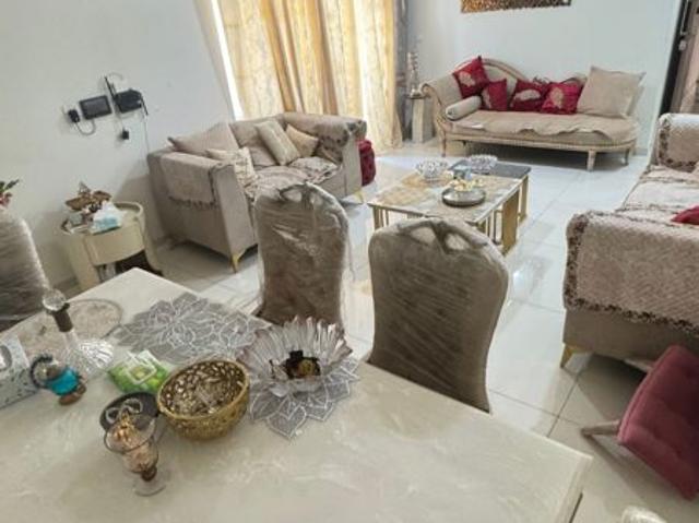 Rental | 3 BHK + Basement 1600 Sq.Ft. Apartment in DLF Gardencity Enclave