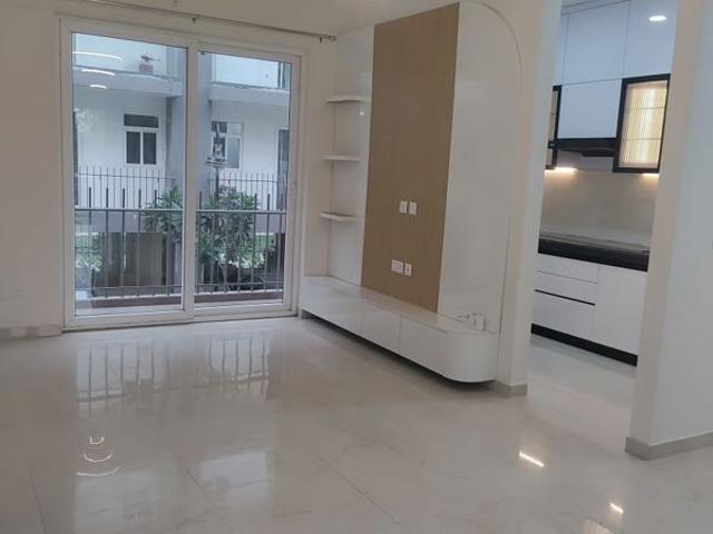 Rental | 3 BHK + Basement 1600 Sq.Ft. Apartment in DLF Gardencity Enclave
