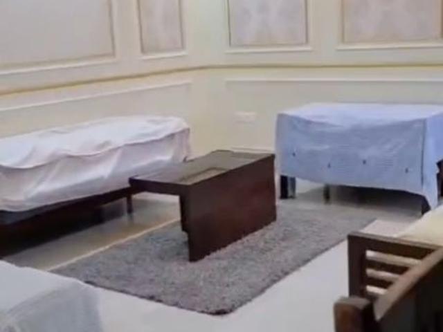 Rental | 3 BHK + Basement 1600 Sq.Ft. Apartment in Kumar Peninsula
