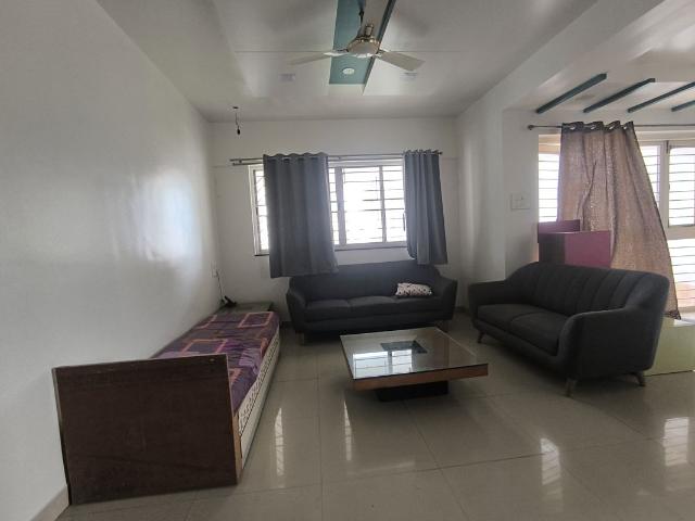 Rental | 3 BHK + Basement 1600 Sq.Ft. Apartment in Paranjape Crystal Garden