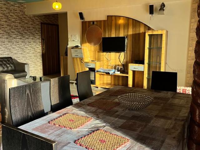 Rental | 3 BHK + Basement 1600 Sq.Ft. Apartment in Pentagon Queens Tower Phase II