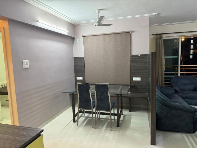 Rental | 3 BHK + Basement 1600 Sq.Ft. Apartment in Rohan Leher