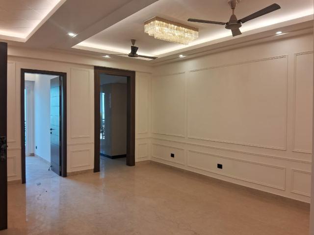 Rental | 3 BHK + Basement 1616 Sq.Ft. Apartment in Raj One Good Earth