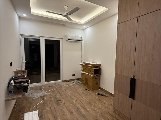 Rental | 3 BHK + Basement 1620 Sq.Ft. Apartment in Raj One Good Earth