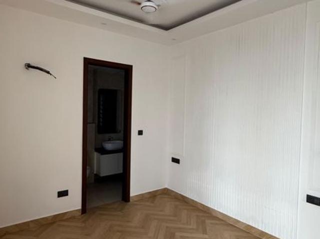 Rental | 3 BHK + Basement 1620 Sq.Ft. Apartment in Raj One Good Earth