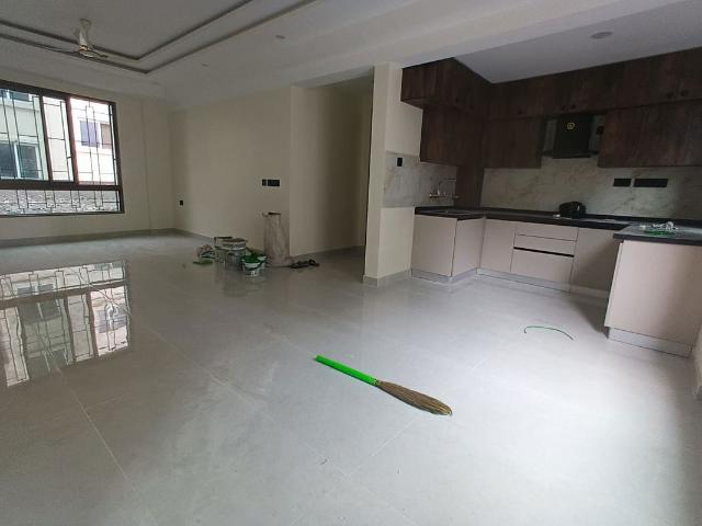 Rental | 3 BHK + Basement 1850 Sq.Ft. Apartment in Benson Apartments
