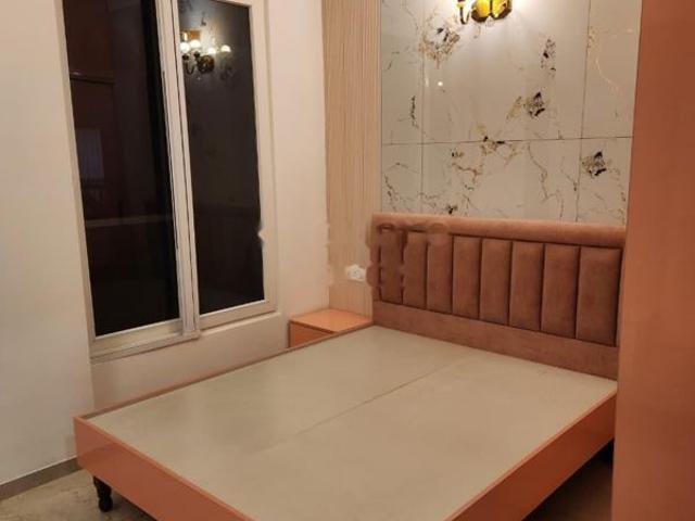 Rental | 3 BHK + Basement 3424 Sq.Ft. Apartment in Smart World Orchard