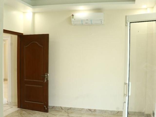 Rental | 3 BHK + Basement 500 Sq.Yd. Villa in Gulmohar Park