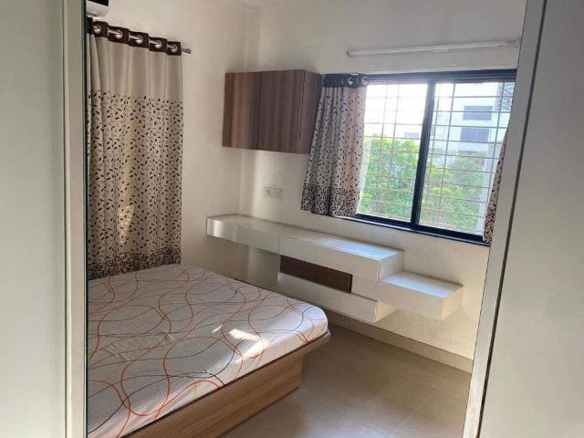 Rental | 3 BHK + Basement,Store Room 1600 Sq.Ft. Apartment in Supreme Estia Phase 1