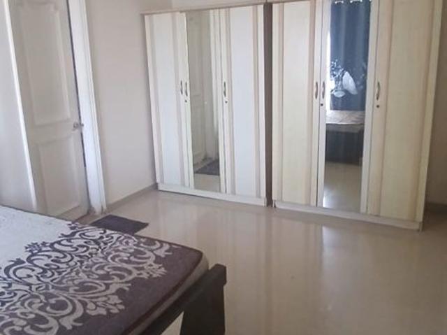 Rental | 3 BHK + Extra Room 900 Sq.Ft. Apartment in Raheja Acropolis