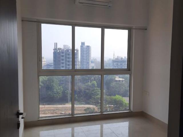 Rental | 3 BHK + Extra Room 975 Sq.Ft. Apartment in Runwal Forests