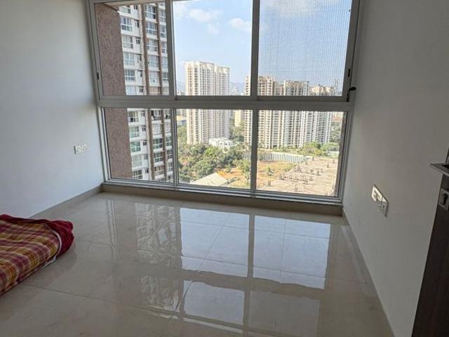 Rental | 3 BHK + Extra Room 1080 Sq.Ft. Apartment in Runwal Forests