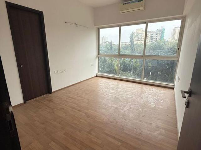 Rental | 3 BHK + Extra Room 1129 Sq.Ft. Apartment in Runwal Forests