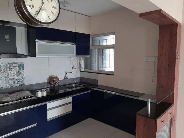 Rental | 3 BHK + Extra Room 1200 Sq.Ft. Apartment in Paranjape Richmond Park