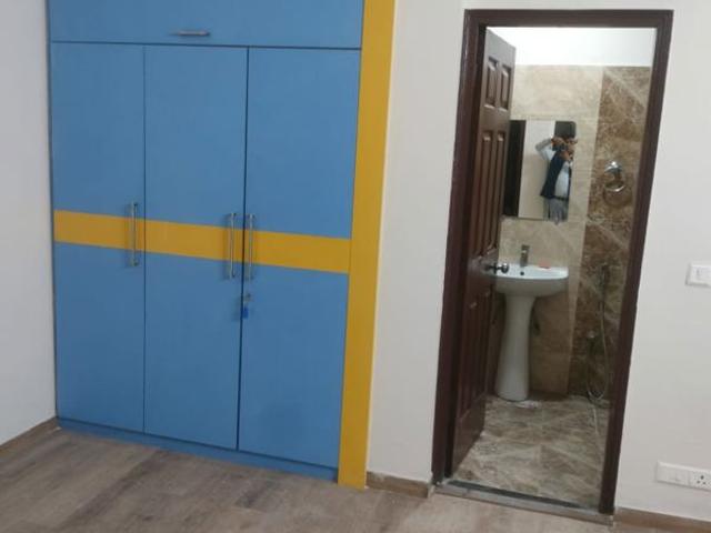 Rental | 3 BHK + Extra Room 1380 Sq.Ft. Apartment in Prateek Grand City