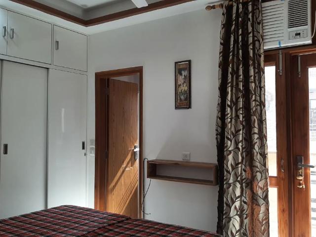 Rental | 3 BHK + Extra Room 1396 Sq.Ft. Independent House in Vasant Kunj