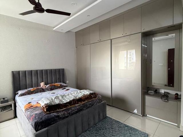 Rental | 3 BHK + Extra Room 1469 Sq.Ft. Apartment in Prestige Kew Gardens