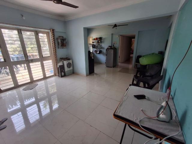 Rental | 3 BHK + Extra Room 1470 Sq.Ft. Apartment in Shreeji Vihar