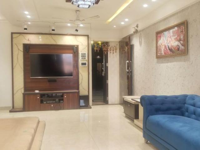 Rental | 3 BHK + Extra Room 1500 Sq.Ft. Apartment in Gajra Bhoomi Tower
