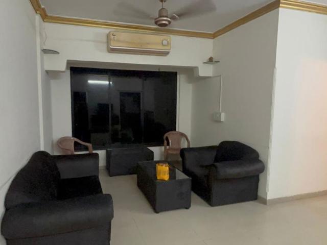 Rental | 3 BHK + Extra Room 1500 Sq.Ft. Apartment in Grow More Tower