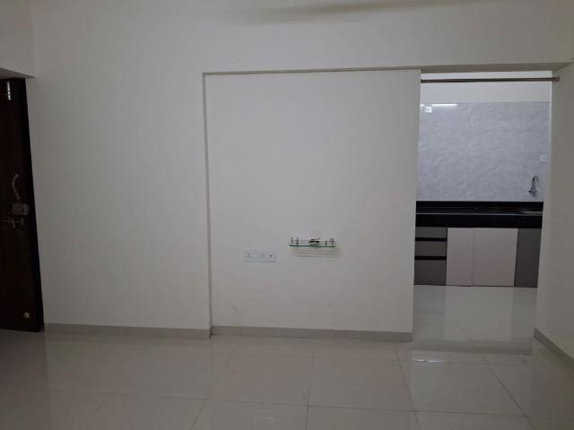 Rental | 3 BHK + Extra Room 1500 Sq.Ft. Penthouse in Marvel Diva 2