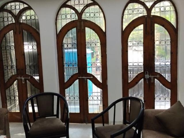 Rental | 3 BHK + Extra Room 150 Sq.Yd. Apartment in Malviya Nagar