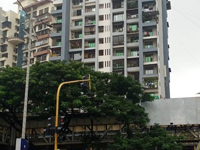 Rental | 3 BHK + Extra Room 1600 Sq.Ft. Apartment in Anant CHS Kharghar
