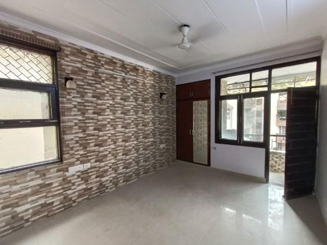 Rental | 3 BHK + Extra Room 1600 Sq.Ft. Apartment in Dwarka