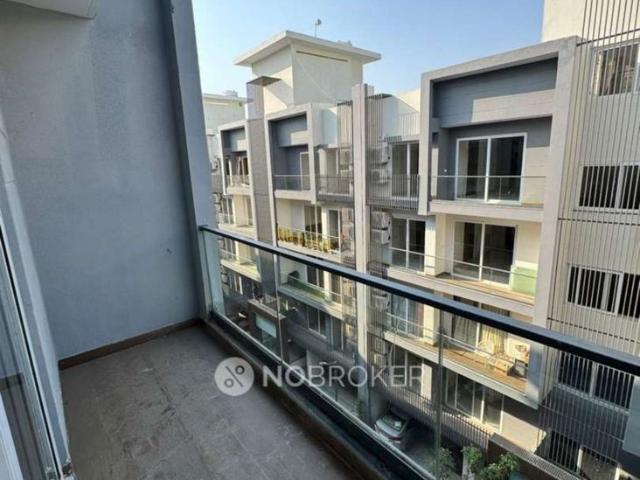 Rental | 3 BHK + Extra Room 1600 Sq.Ft. Apartment in M3M Soulitude