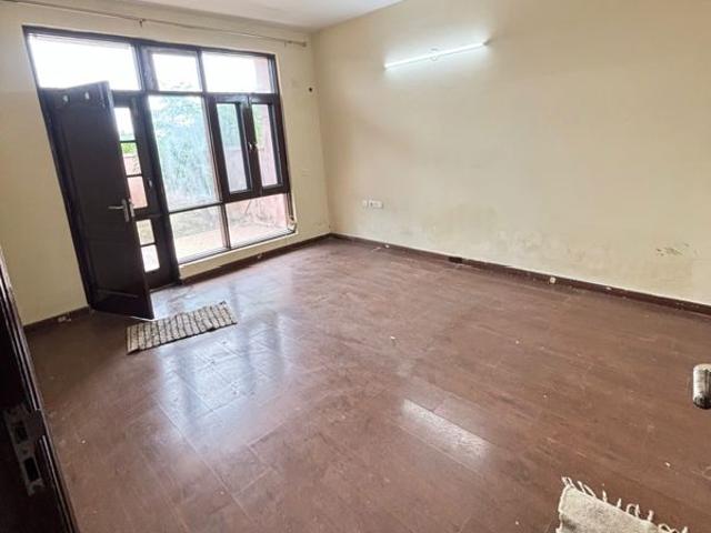 Rental | 3 BHK + Extra Room 1640 Sq.Ft. Apartment in Omaxe Silver Birch