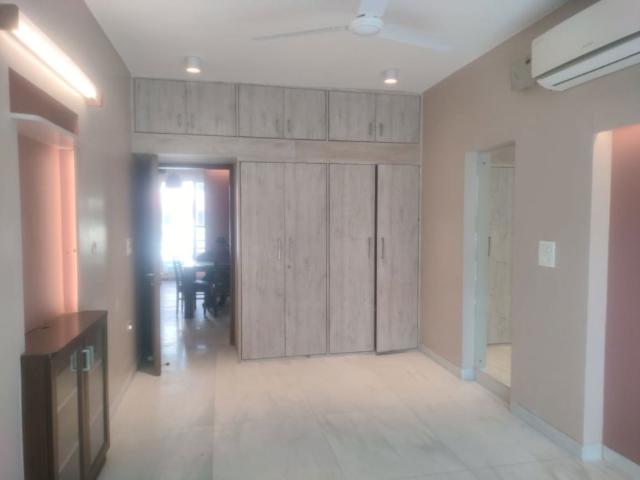 Rental | 3 BHK + Extra Room 1700 Sq.Ft. Apartment in Vasant Kunj