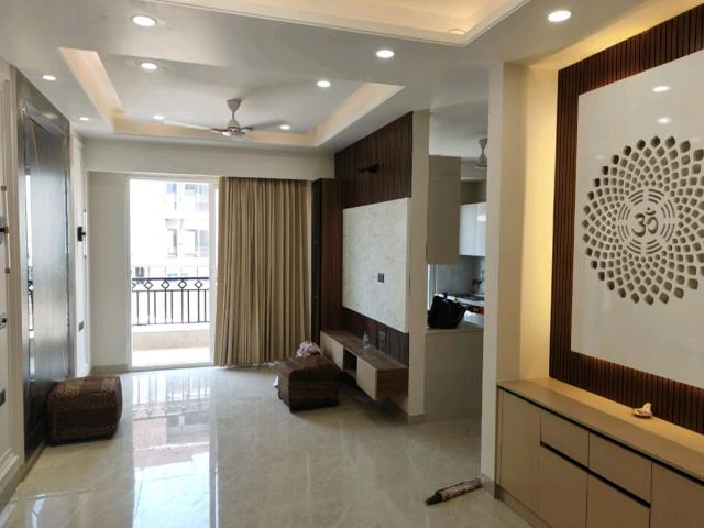 Rental | 3 BHK + Extra Room 1728 Sq.Ft. Apartment in CS Roseate 63