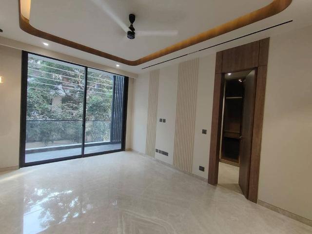 Rental | 3 BHK + Extra Room 1750 Sq.Ft. Apartment in Sector 21