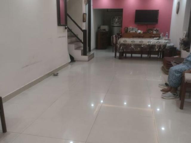 Rental | 3 BHK + Extra Room 1800 Sq.Ft. Apartment in Vasant Kunj